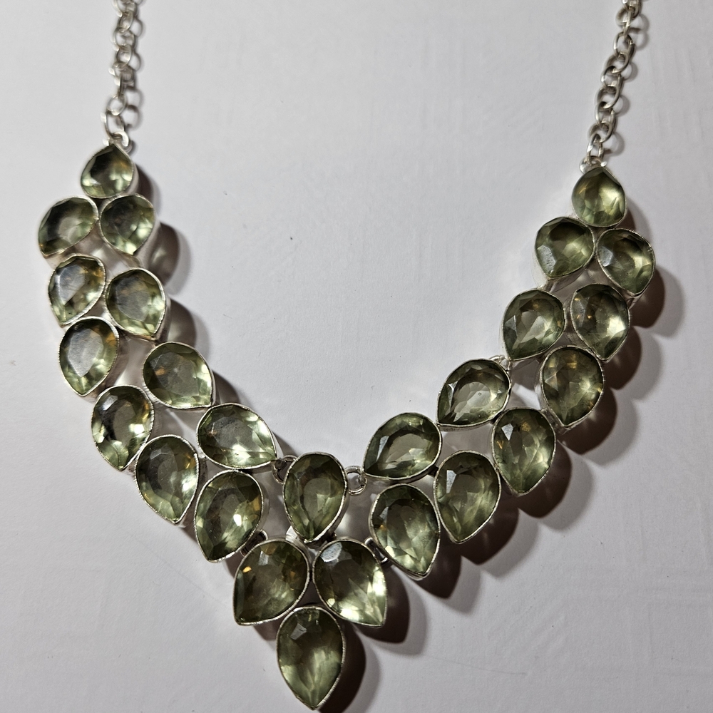 Elegant 925 Silver and Green (Peridot?) Necklace